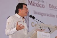 Mario Delgado confirma salida de Marx Arriaga