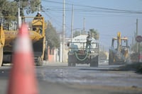 Alcalde supervisa recarpeteo en colonia Otilio Montaño