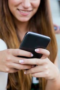 SEDU regulará el uso de celulares en escuelas