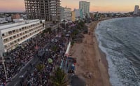 Desfile inaugural del Carnaval de Mazatlán reúne 500 mil personas