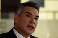 Alito Moreno acusa a Morena de “desabasto criminal” y riesgo sanitario