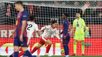 Girona vence 2-1 al Barcelona y le arrebata el liderato