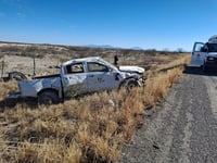 Volcadura en carretera Monclova–Piedras Negras deja cuatro lesionados