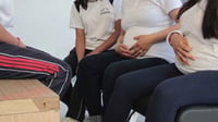 Embarazo adolescente en alerta: refuerzan pláticas preventivas