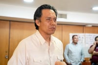 Abandona Marx Arriaga la SEP tras permanecer 4 días atrincherado