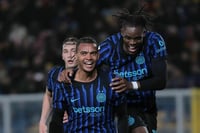 Inter vence 2-0 al Lecce y queda a 10 puntos del liderato en Italia