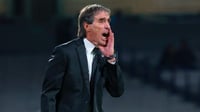 El doblete de Viñas no fue suficiente para el Oviedo ante la reacción local