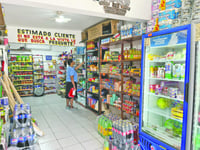 Lenta recuperación económica reportan comerciantes locales