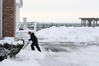 Tormenta de nieve afecta a 40 millones de personas en EU, ocho estados declaran emergencia