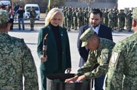 Múzquiz conmemora el Día de la Bandera con escuelas participantes