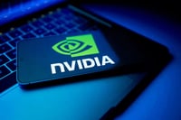 Wall Street al alza mientras inversionistas esperan resultados de Nvidia