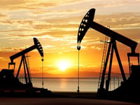Petróleo dispara su precio mientras crece tensión EE.UU.-Irán