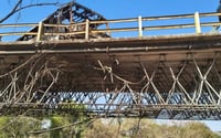 Intentan derribar puente en Puerto Vallarta tras caída de El Mencho