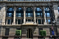 Banxico revisará recortes de tasa ante efectos de IEPS y aranceles