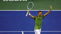 Daniil Medvedev se corona en el ATP 500 de Dubái sin jugar