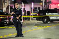 Hombre armado en Texas vestía símbolos iraníes; autoridades analizan motivos terroristas