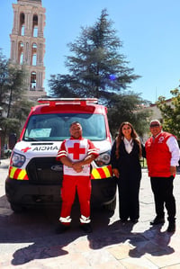 Cruz Roja Sabinas recibe ambulancia nueva