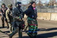 Denver prohíbe pasamontañas a agentes del ICE