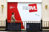 Bolsas de América Latina caen más de 6% por tensión en Medio Oriente