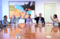 Autorizan incentivos en trámites para operadores de transporte público