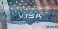 EU revoca visa a ex titular de investigación aduanera por relojes