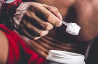 ¿Es necesario tomar suplementos de creatina?