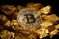 Bitcoin cae a US$70 mil tras tensión en Medio Oriente