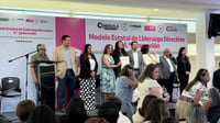 Reconocen a directores por liderazgo educativo