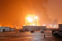 Señalan acumulación de hidrocarburo y falla eléctrica como origen del incendio en Dos Bocas