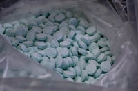 EU reporta caída del 56% en incautaciones de fentanilo en frontera con México