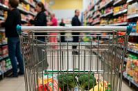 Consumo privado en México cae 0.6% en enero y repunta 0.1% en febrero