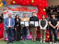 COBAC firma convenio para enseñar chino mandarín