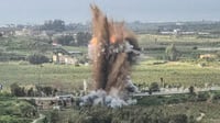 Israel ordena destruir puentes y viviendas en sur de Líban