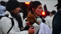 Alexandra Paul detenida por intentar liberar perros en granja