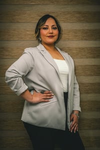 La entrevista con Mónica Aguirre - Agente de seguros
