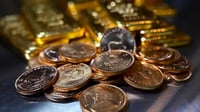 Oro y plata recuperan terreno tras aplazamiento de ataques de EE.UU. a Irán