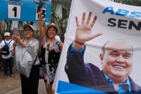 Perú inicia debates con 35 candidatos a tres semanas de elecciones