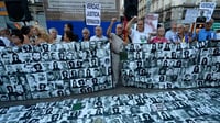 España homenajea a 307 víctimas del régimen militar argentino