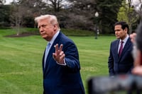 Trump afirma que negocia con Irán para frenar conflicto
