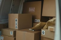 México reanuda envíos de paquetería a Estados Unidos con nuevo cargo del 10%