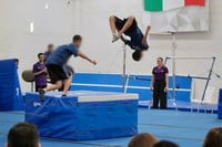 Niños y adolescentes de Casa Hogar participan en competencia intramural de parkour