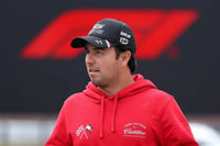 Checo Pérez responde a comentarios de Andretti sobre estar “oxidado”