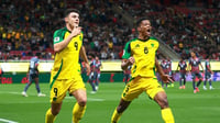Bailey Cadamarteri anota el gol que mantiene vivo el sueño mundialista de Jamaica