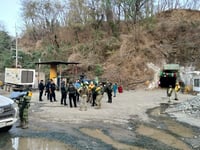 Continúan labores de rescate en mina de Sinaloa; cuatro siguen atrapados