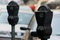 Dependencia de Vialidad señala fallas en cultura de estacionamiento