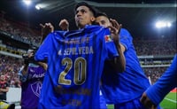 Chivas vencedor en el Clásico Tapatío en Los Ángeles