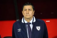 Guatemala desmiente rumores y confirma continuidad de Luis Fernando Tena al frente de la selección