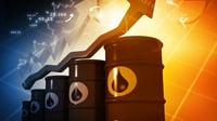 Precios del petróleo suben más de 4% tras advertencia de Trump sobre Irán