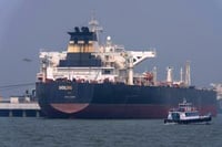 40 países exigen a Irán reabrir el estrecho de Ormuz