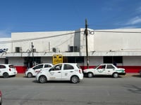 Taxistas reportan baja en la demanda durante periodo vacacional en Monclova